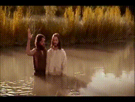 Jesus é batizado nas águas