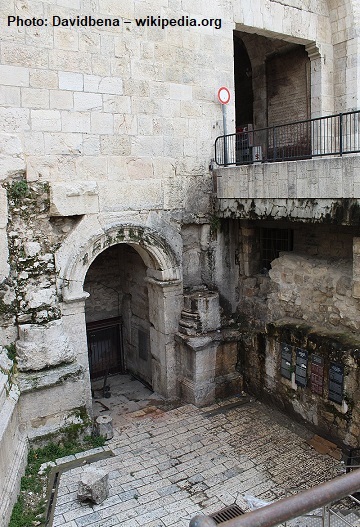 Ruínas do Portão de Damasco do período Romano