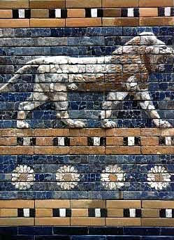 Detalhe de um leão na porta de Istar