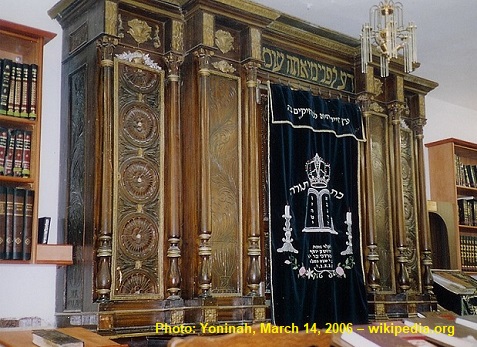 Aron Kodesh na sinagoga